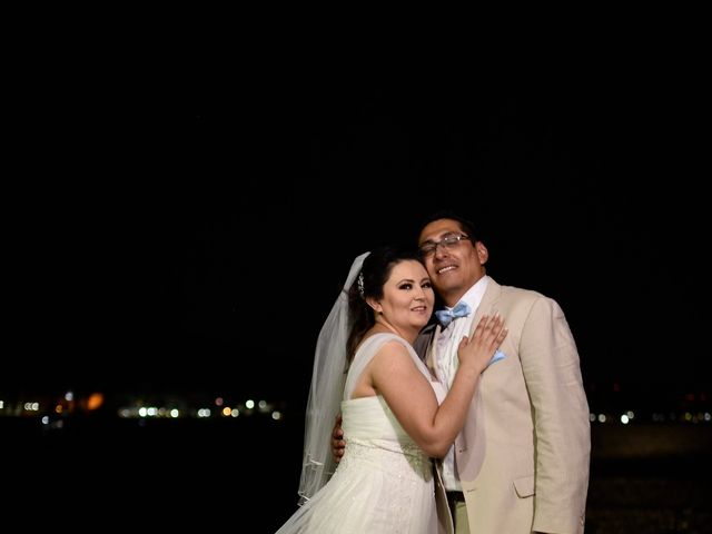 La boda de Rubén  y Sofía  en Manzanillo, Colima 7