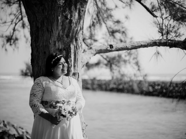 La boda de Leslie y Benito en Temapache, Veracruz 5