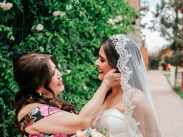 La boda de Luis y Sarai en Hermosillo, Sonora 27