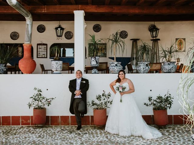 La boda de Julio y Yaz en Valle de Bravo, Estado México 5
