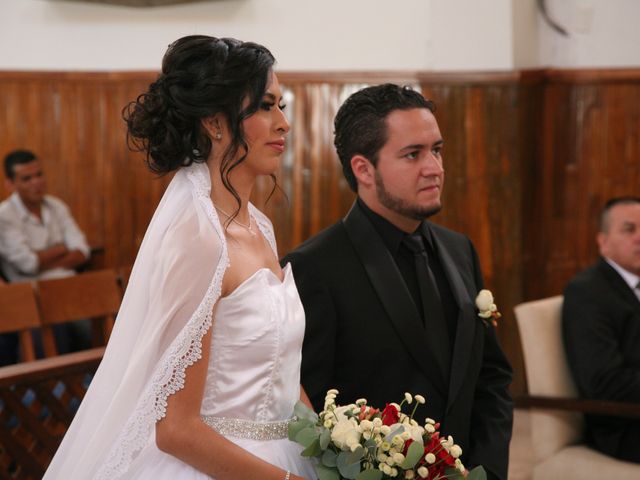 La boda de Carlos y Karen en Tlajomulco de Zúñiga, Jalisco 2