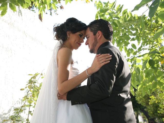 La boda de Carlos y Karen en Tlajomulco de Zúñiga, Jalisco 12