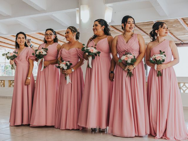 La boda de Héctor y Michelle en Acapulco, Guerrero 32