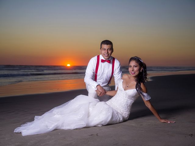 La boda de Abad y Anabel  en Acapulco, Guerrero 62