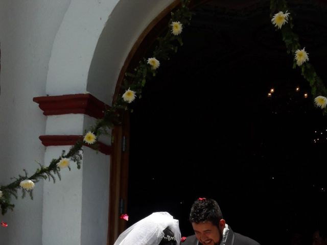 La boda de Omar y Valeria en Cocotitlán, Estado México 14