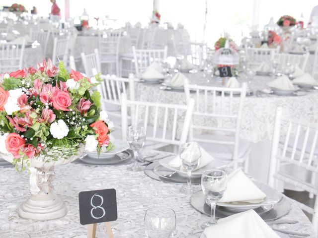 La boda de Raúl y Nallely  en Villahermosa, Tabasco 21