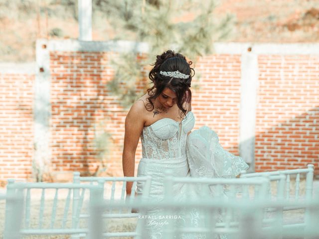 La boda de Alejandro  y Guadalupe  en Tzintzuntzan, Michoacán 6