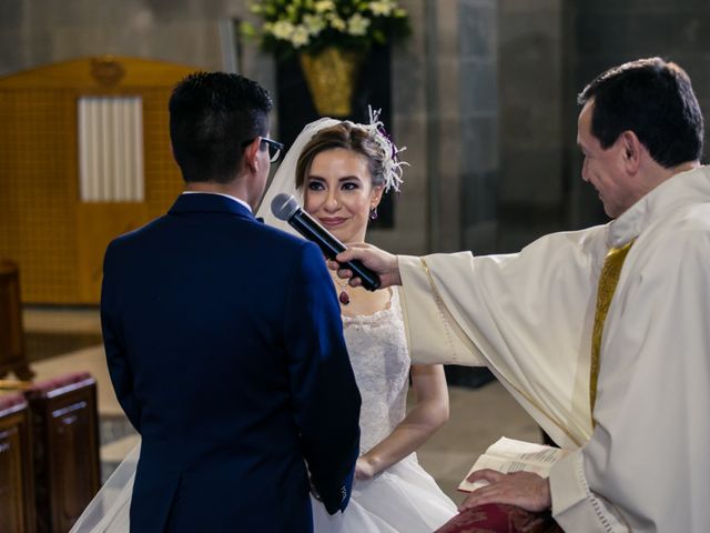 La boda de Edgar y Alejandra en Miguel Hidalgo, Ciudad de México 22
