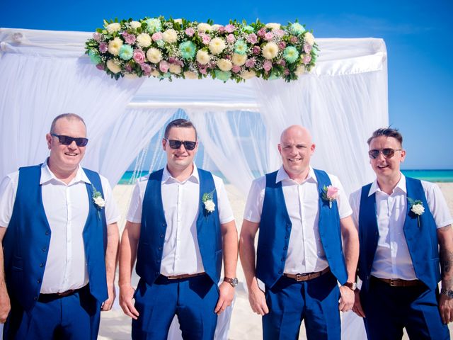 La boda de Stephen y Laura en Playa del Carmen, Quintana Roo 27