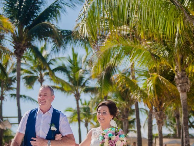 La boda de Stephen y Laura en Playa del Carmen, Quintana Roo 32