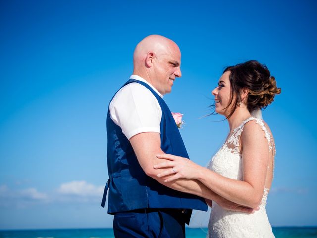 La boda de Stephen y Laura en Playa del Carmen, Quintana Roo 47