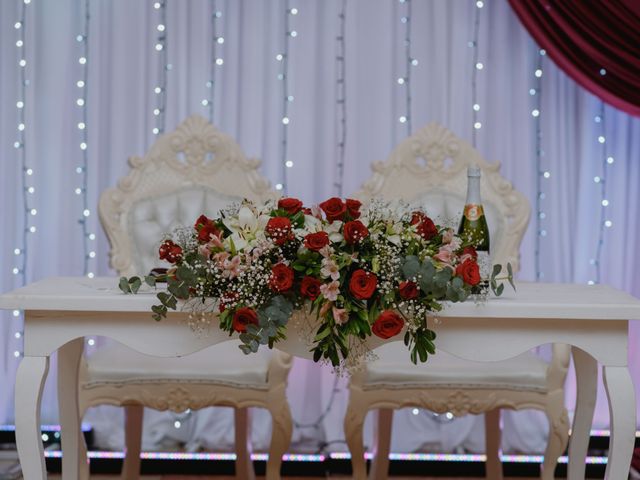 La boda de Daniel y Ale en Minatitlán, Veracruz 13