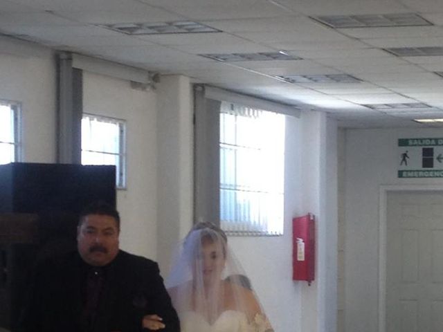 La boda de Victor y Yessenia en Tijuana, Baja California 6