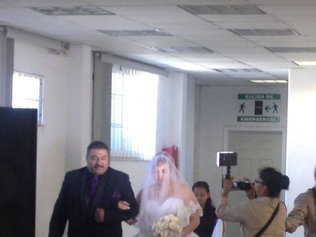 La boda de Victor y Yessenia en Tijuana, Baja California 10