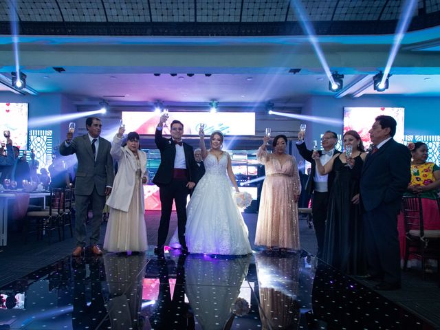 La boda de Miguel y Montse en Álvaro Obregón, Ciudad de México 37