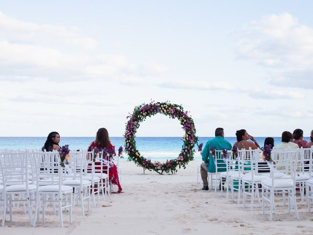 La boda de Abraham y Danae en Cancún, Quintana Roo 50