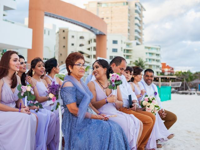 La boda de Abraham y Danae en Cancún, Quintana Roo 73