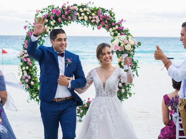 La boda de Abraham y Danae en Cancún, Quintana Roo 82