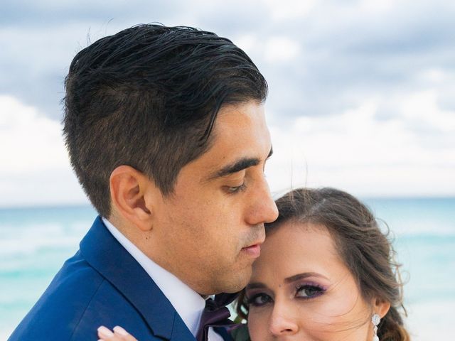 La boda de Abraham y Danae en Cancún, Quintana Roo 89
