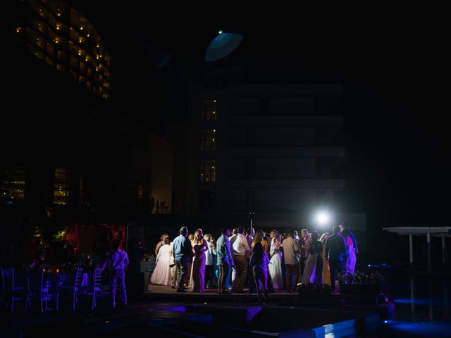 La boda de Abraham y Danae en Cancún, Quintana Roo 114
