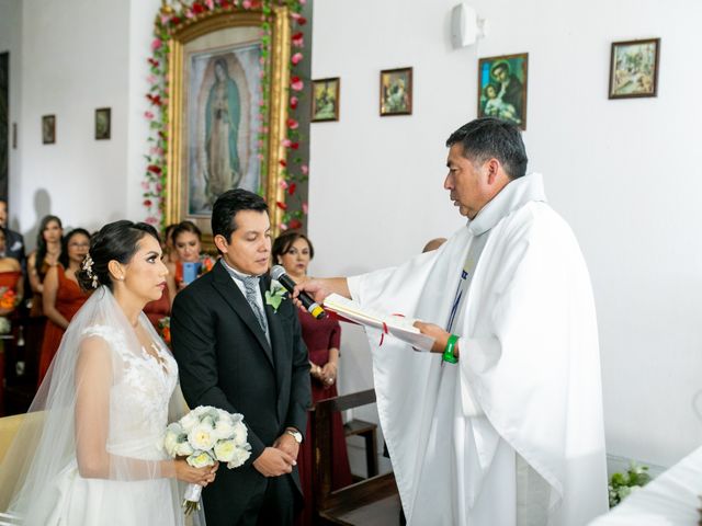 La boda de Aldo y Sandra en San Salvador El Verde, Puebla 32