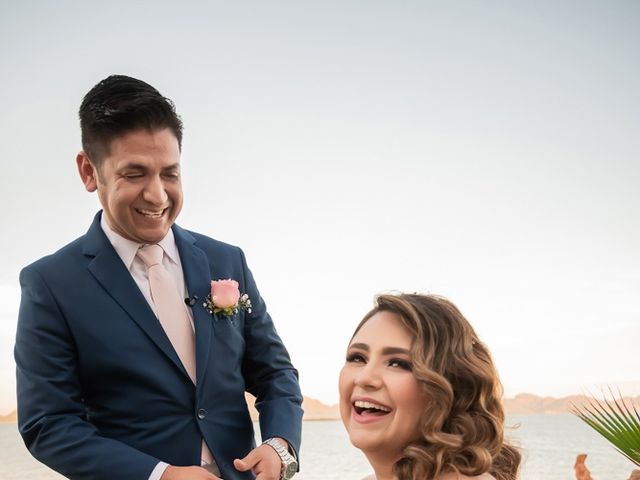 La boda de Carlos y Dulce en Guaymas-San Carlos, Sonora 33