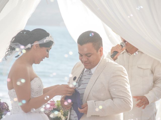 La boda de Ulises y Sarai en Mazatlán, Sinaloa 19