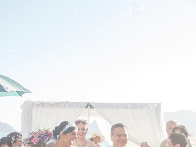 La boda de Ulises y Sarai en Mazatlán, Sinaloa 21