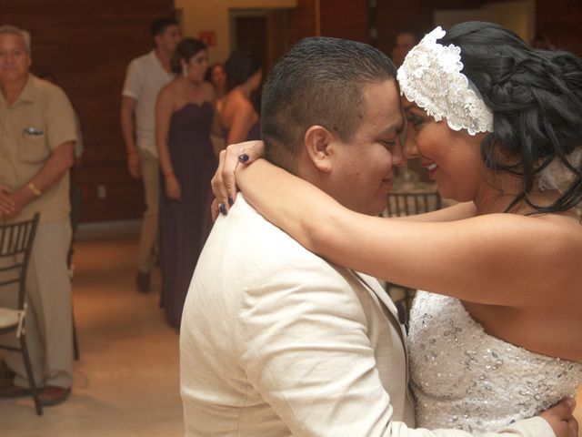 La boda de Ulises y Sarai en Mazatlán, Sinaloa 2