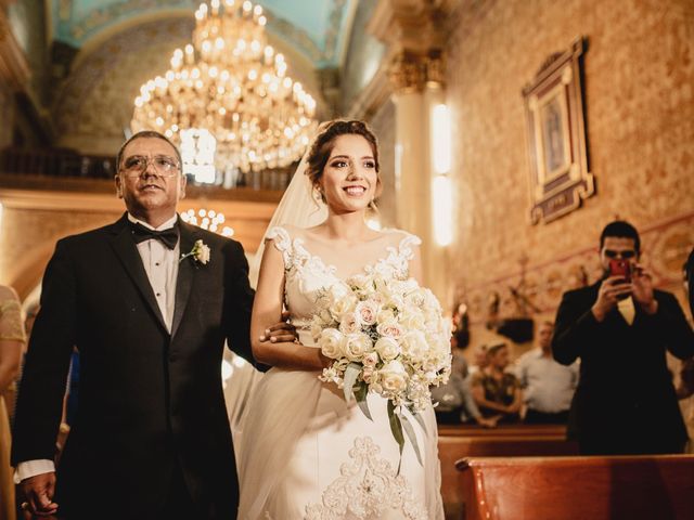 La boda de Erik y Leticia en Saltillo, Coahuila 25