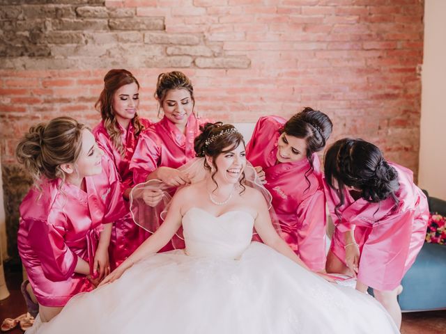 La boda de Miguel Saldaña y Rosalba Bustamante  en San Luis Potosí, San Luis Potosí 5