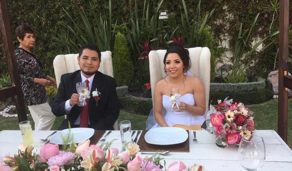 La boda de Oscar  y Montserrat  en León, Guanajuato
