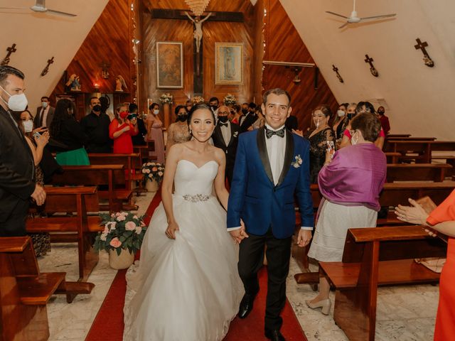 La boda de Antonio y Karely en Mazatlán, Sinaloa 26