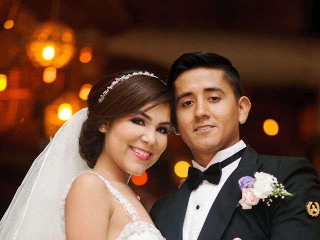 La boda de Angélica y Amado en Mazatlán, Sinaloa 21