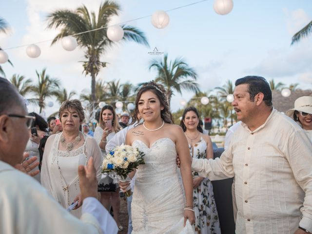La boda de Arturo y Marlenne en Acapulco, Guerrero 30