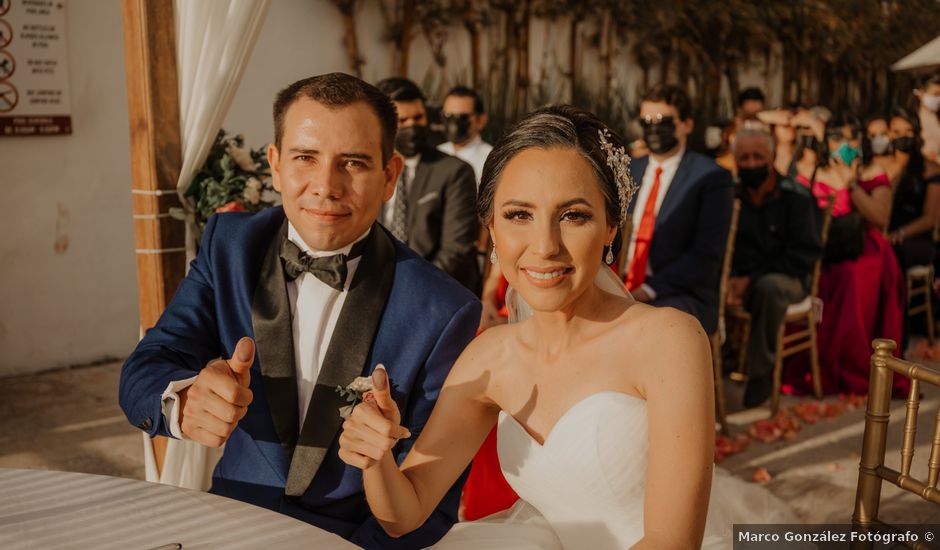 La boda de Antonio y Karely en Mazatlán, Sinaloa