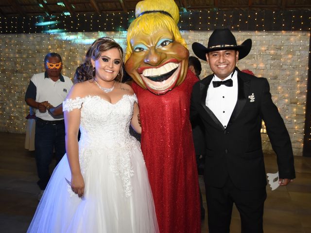 La boda de Víctor Hugo y Kenia en Altamira, Tamaulipas 2