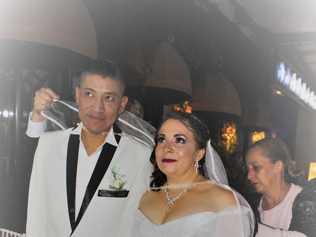 La boda de Uziel y Mary en Iztacalco, Ciudad de México 27