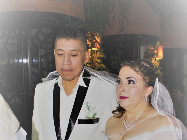 La boda de Uziel y Mary en Iztacalco, Ciudad de México 32