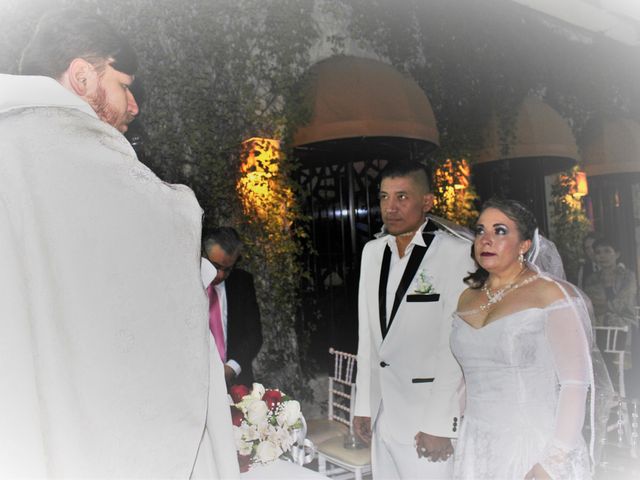 La boda de Uziel y Mary en Iztacalco, Ciudad de México 33