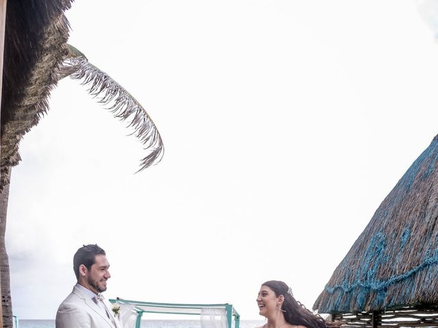 La boda de Manuel  y Alejandra  en Cancún, Quintana Roo 11