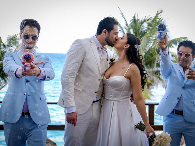 La boda de Manuel  y Alejandra  en Cancún, Quintana Roo 12