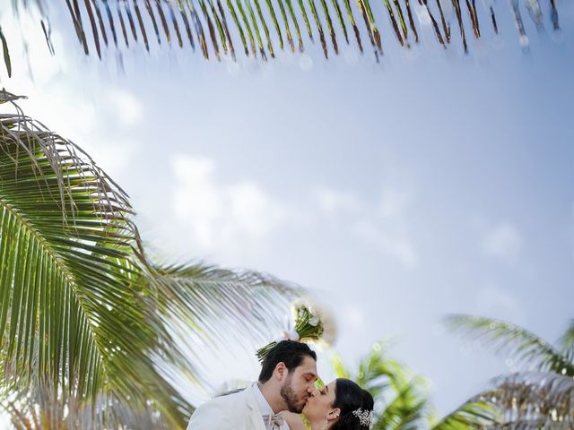 La boda de Manuel  y Alejandra  en Cancún, Quintana Roo 14