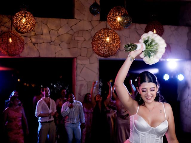 La boda de Manuel  y Alejandra  en Cancún, Quintana Roo 18