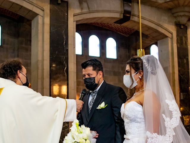 La boda de Ana Cristina y Juan Pablo en Miguel Hidalgo, Ciudad de México 44