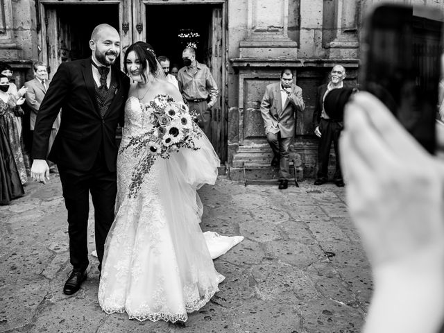 La boda de Melchor y Gloria en Morelia, Michoacán 31