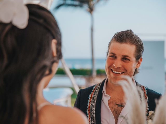 La boda de Carlo y Luisa en Acapulco, Guerrero 37