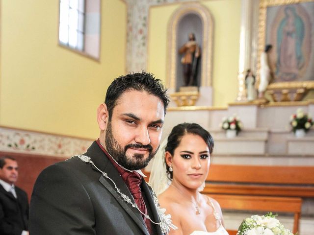 La boda de Mario y Lupita en Santiago Maravatío, Guanajuato 23