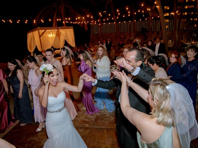 La boda de Max y Aime en Mazatlán, Sinaloa 39