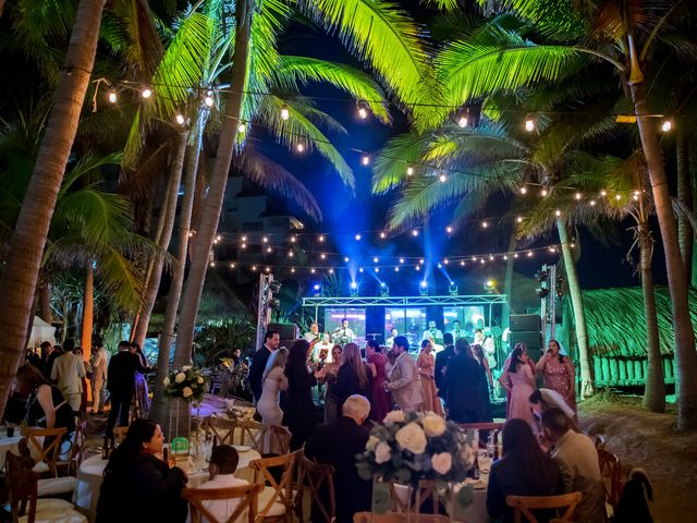 La boda de Max y Aime en Mazatlán, Sinaloa 52